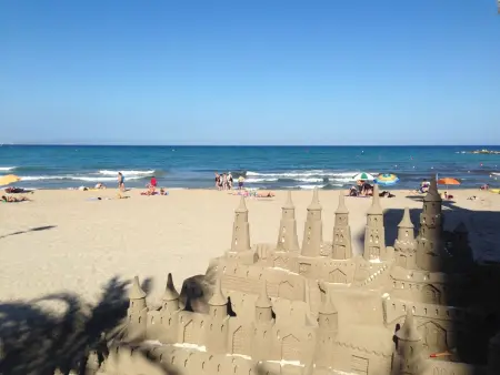 Studio vue plage à El Campello avec piscine et terrasse : photo 30
