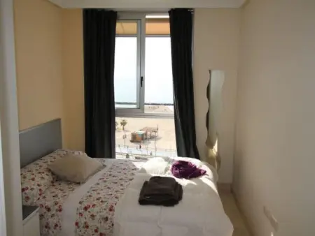 Appartement vue mer front de plage à Alicante : photo 7