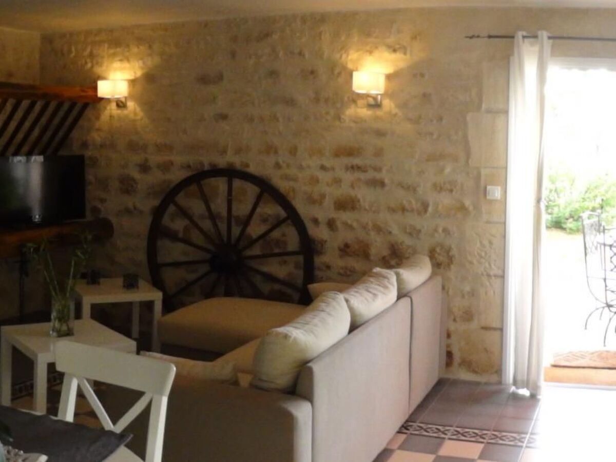 Maison L'Ecurie à Jonzac : jardin clos et terrasse - Photo 18