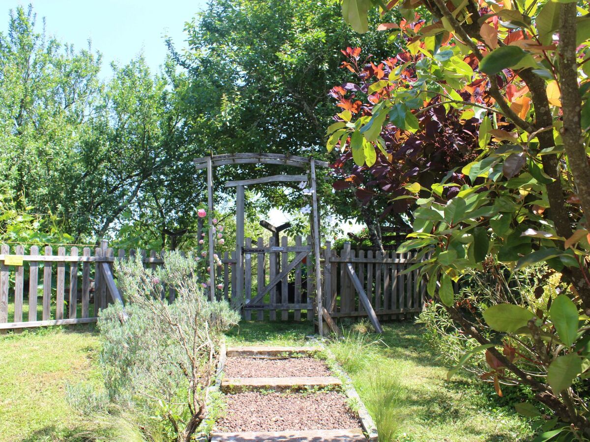 Maison L'Ecurie à Jonzac : jardin clos et terrasse - Photo 27
