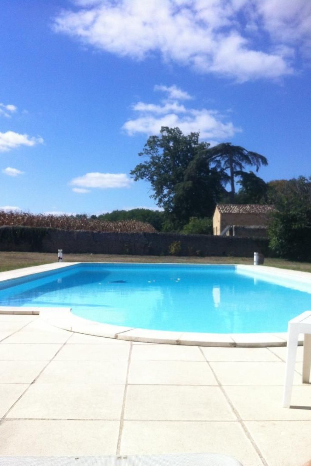 Maison historique de 1870 avec piscine privée à Courses de Pile - Photo 2