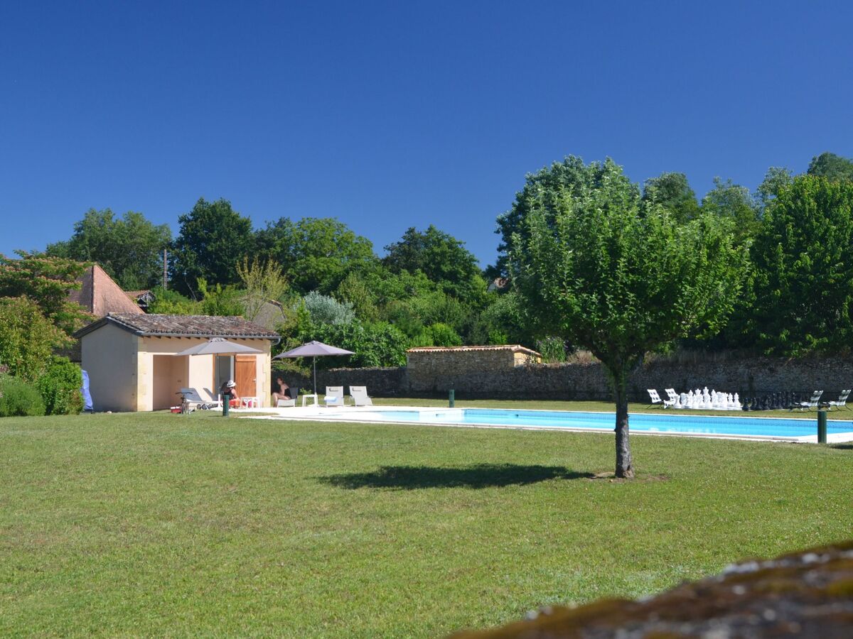 Maison historique de 1870 avec piscine privée à Courses de Pile - Photo 4
