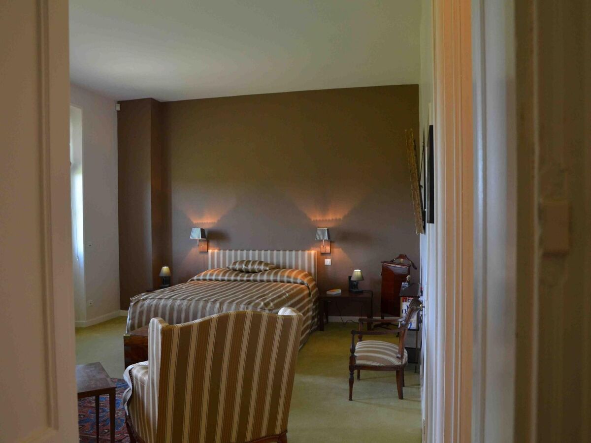Maison historique de 1870 avec piscine privée à Courses de Pile - Photo 11