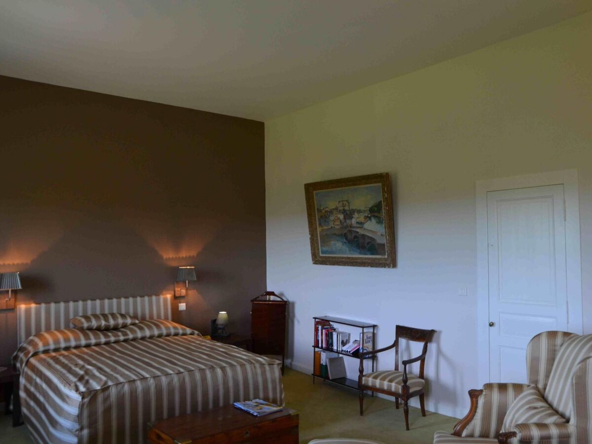Maison historique de 1870 avec piscine privée à Courses de Pile - Photo 12