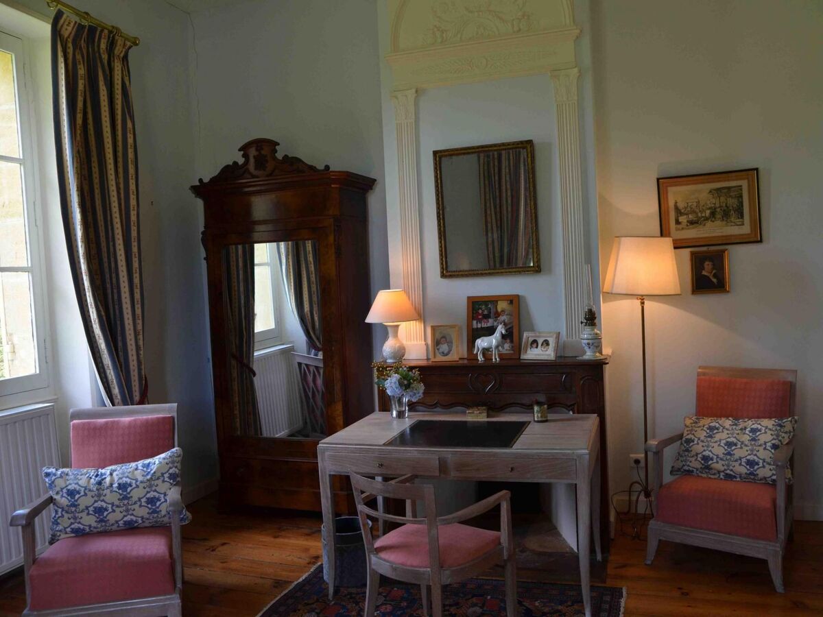 Maison historique de 1870 avec piscine privée à Courses de Pile - Photo 16