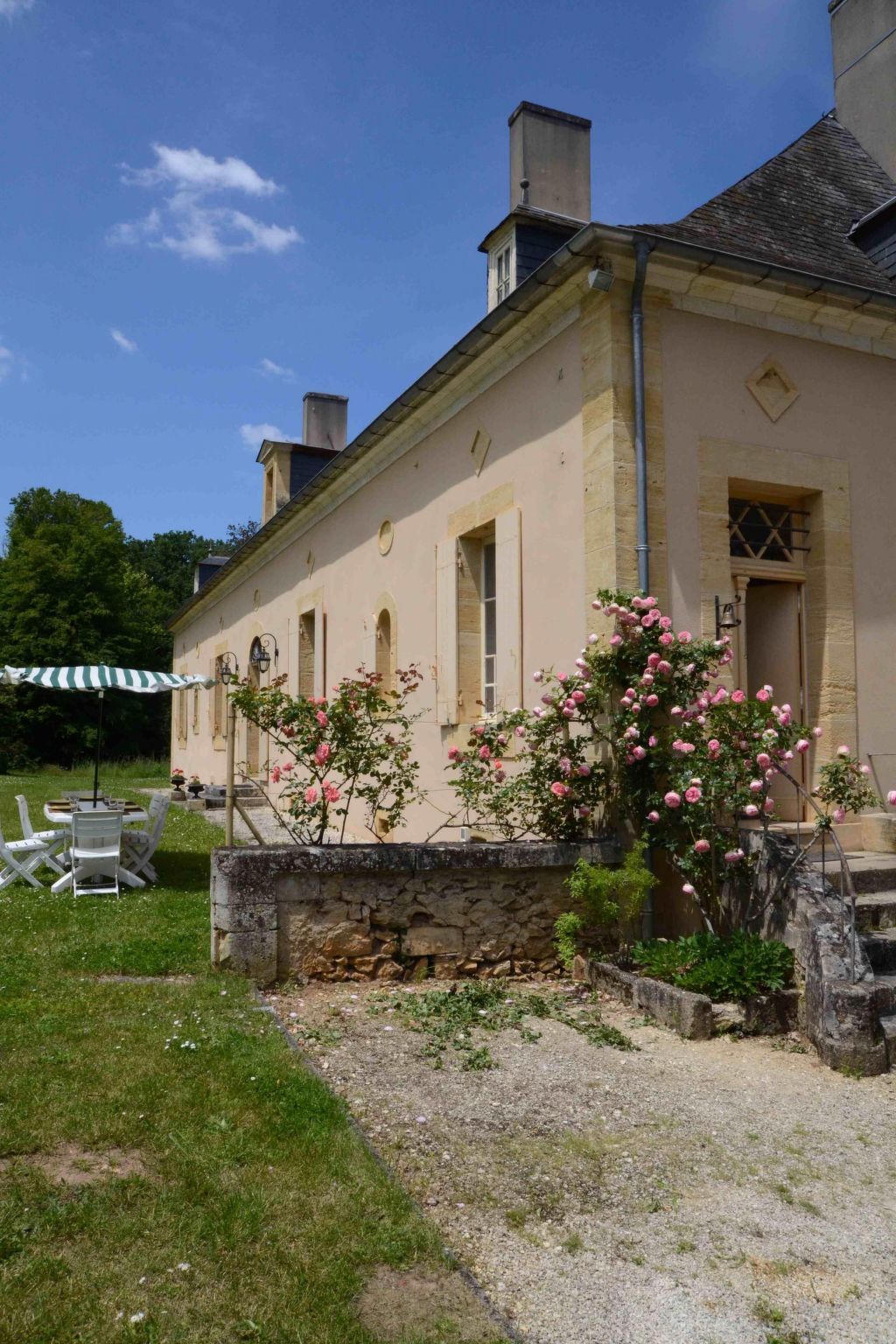 Maison historique de 1870 avec piscine privée à Courses de Pile - Photo 39