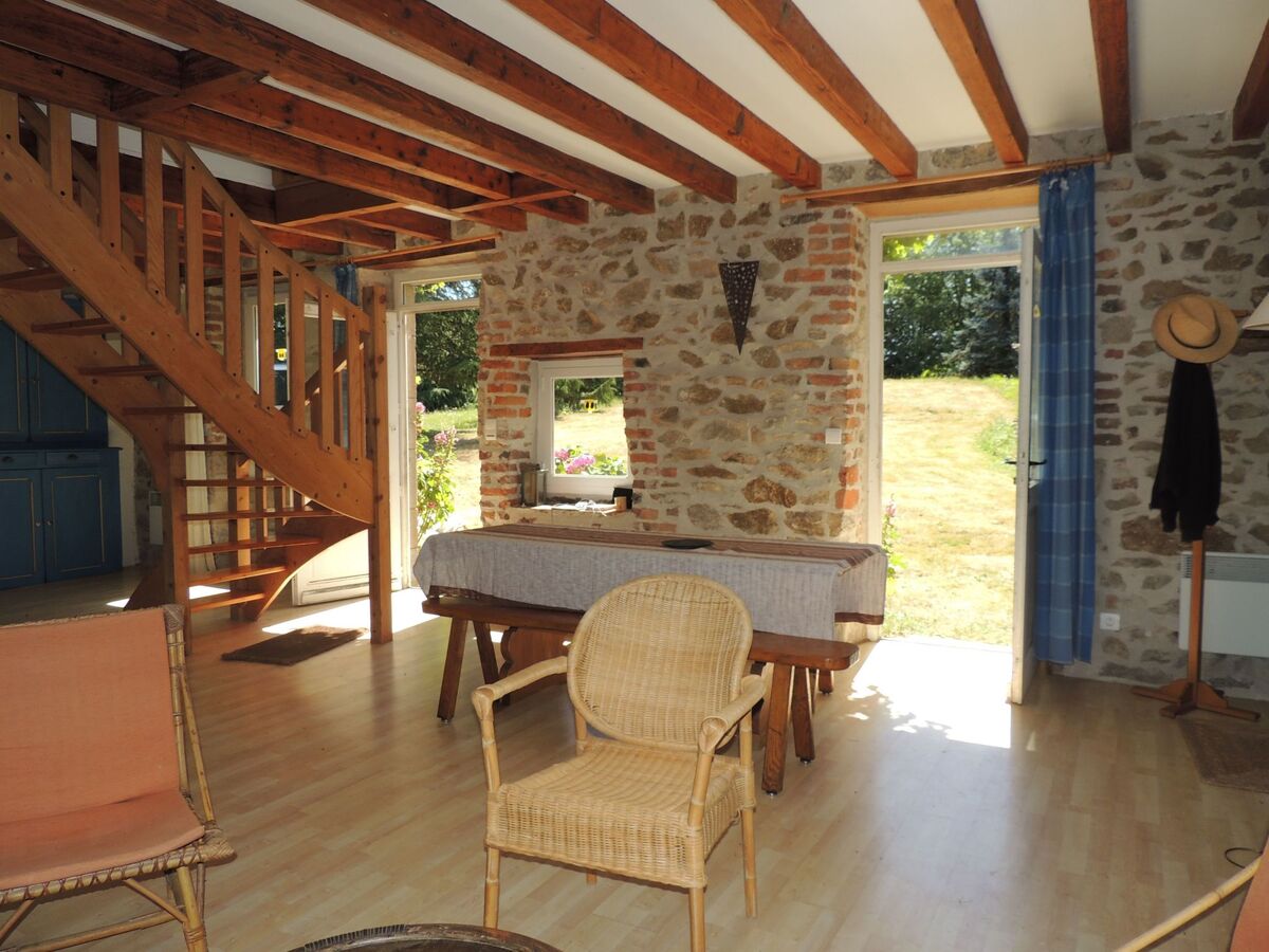 Maison 6 pers. en Auvergne, parc 3000m², vue vallonnée - Photo 22
