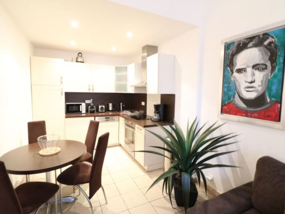 Appartement 2 pièces refait à neuf, 4 min du Palais - Photo 17
