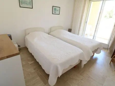 Appartement vue mer 2 chambres front de plage à Cannes : photo 19