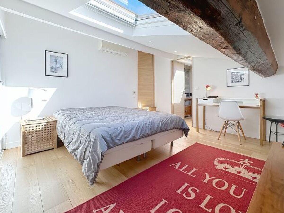 Penthouse mansardé rue d'Antibes, terrasse Cannes - Photo 21