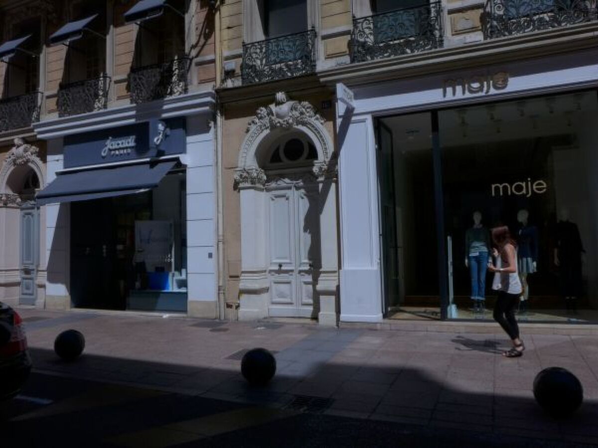 Penthouse mansardé rue d'Antibes, terrasse Cannes - Photo 29