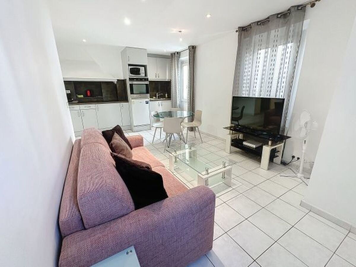 Appartement 2 pièces à 100m du Palais des Festivals - Photo 12