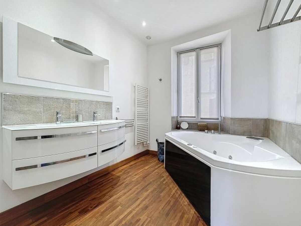 Studio 50 m² vue port et mer à Cannes - Photo 23