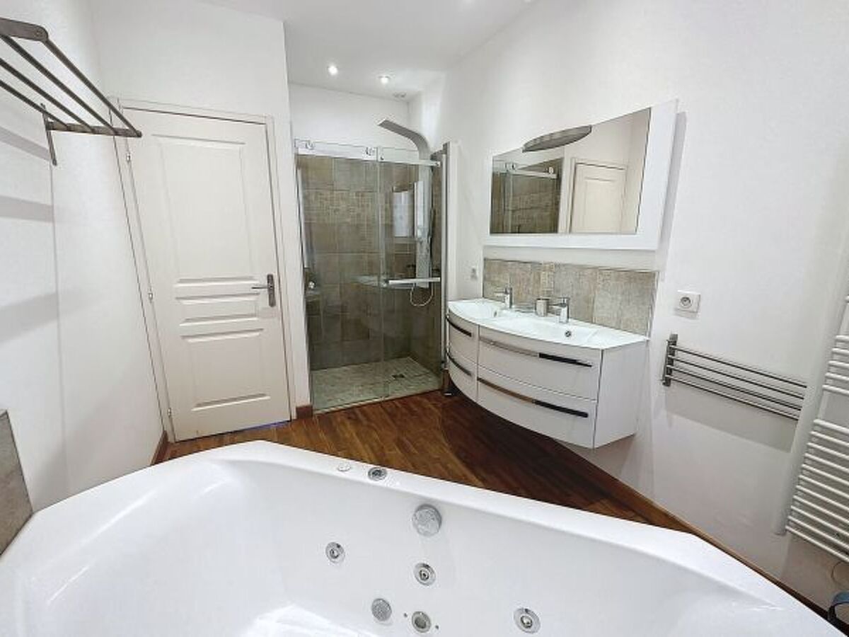 Studio 50 m² vue port et mer à Cannes - Photo 25