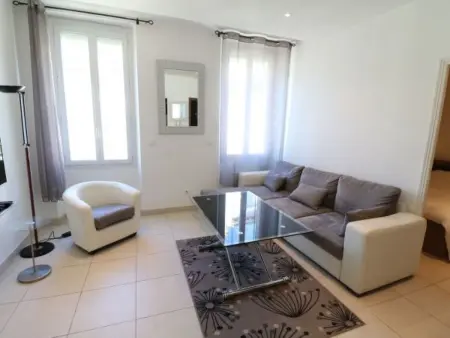 Location appartement à Cannes, Carré dOr 1 bedroom 2 mins Croisette 243