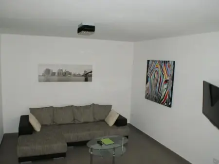 Appartement T3 climatisé avec piscine à Ghisonaccia : photo 12