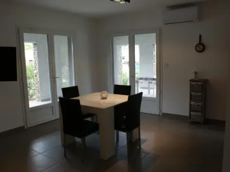 Appartement T3 climatisé avec piscine à Ghisonaccia : photo 13