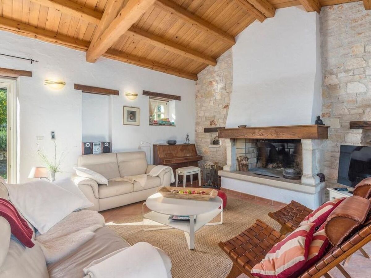 Villa Livia, maison pierre avec piscine à Buzet - Photo 3
