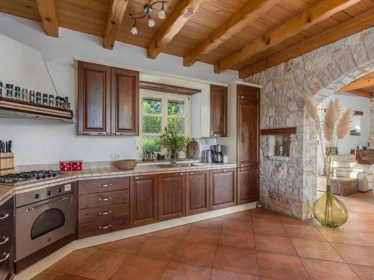 Villa Livia, maison pierre avec piscine à Buzet - Photo 7