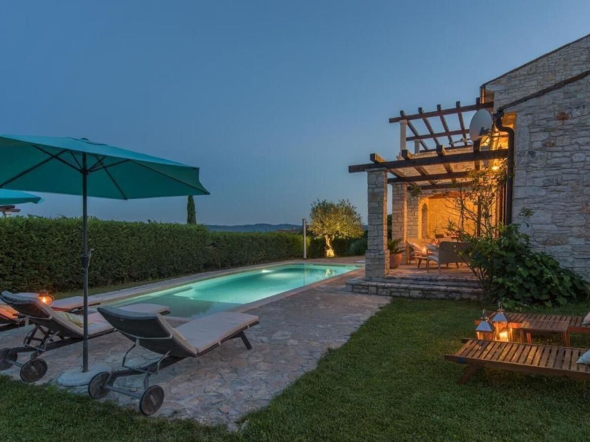 Villa Livia, maison pierre avec piscine à Buzet - Photo 29