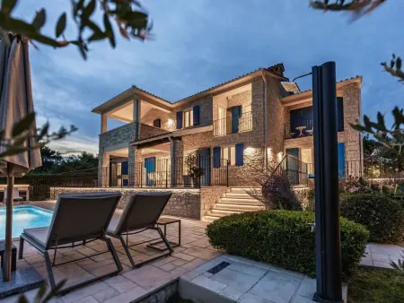 Villa Sterpazzi : 4 chambres, piscine chauffée et sauna : photo 3