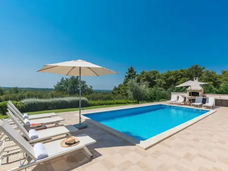Villa Sterpazzi : 4 chambres, piscine chauffée et sauna : photo 23