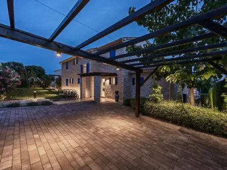 Villa Sterpazzi : 4 chambres, piscine chauffée et sauna : photo 46