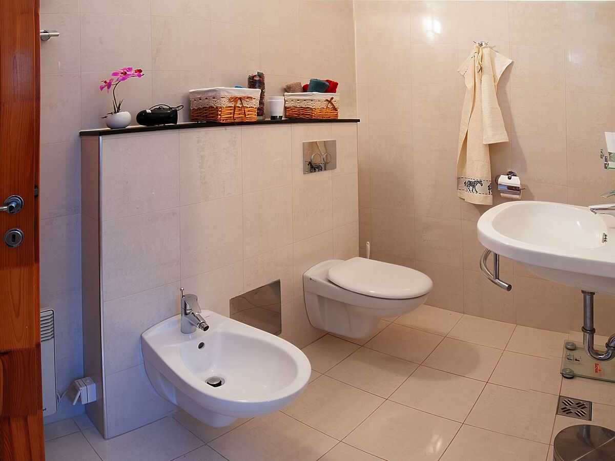 Maison Mravince avec jacuzzi, jardin et vue mer - Photo 10