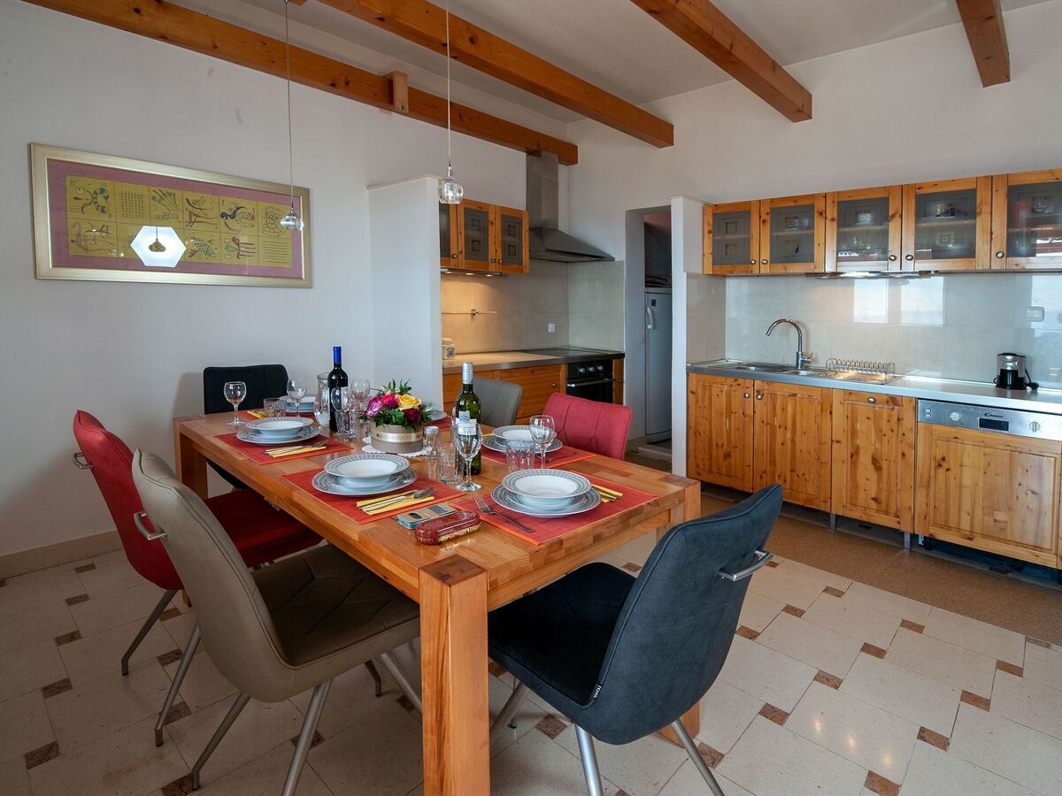 Maison Mravince avec jacuzzi, jardin et vue mer - Photo 28