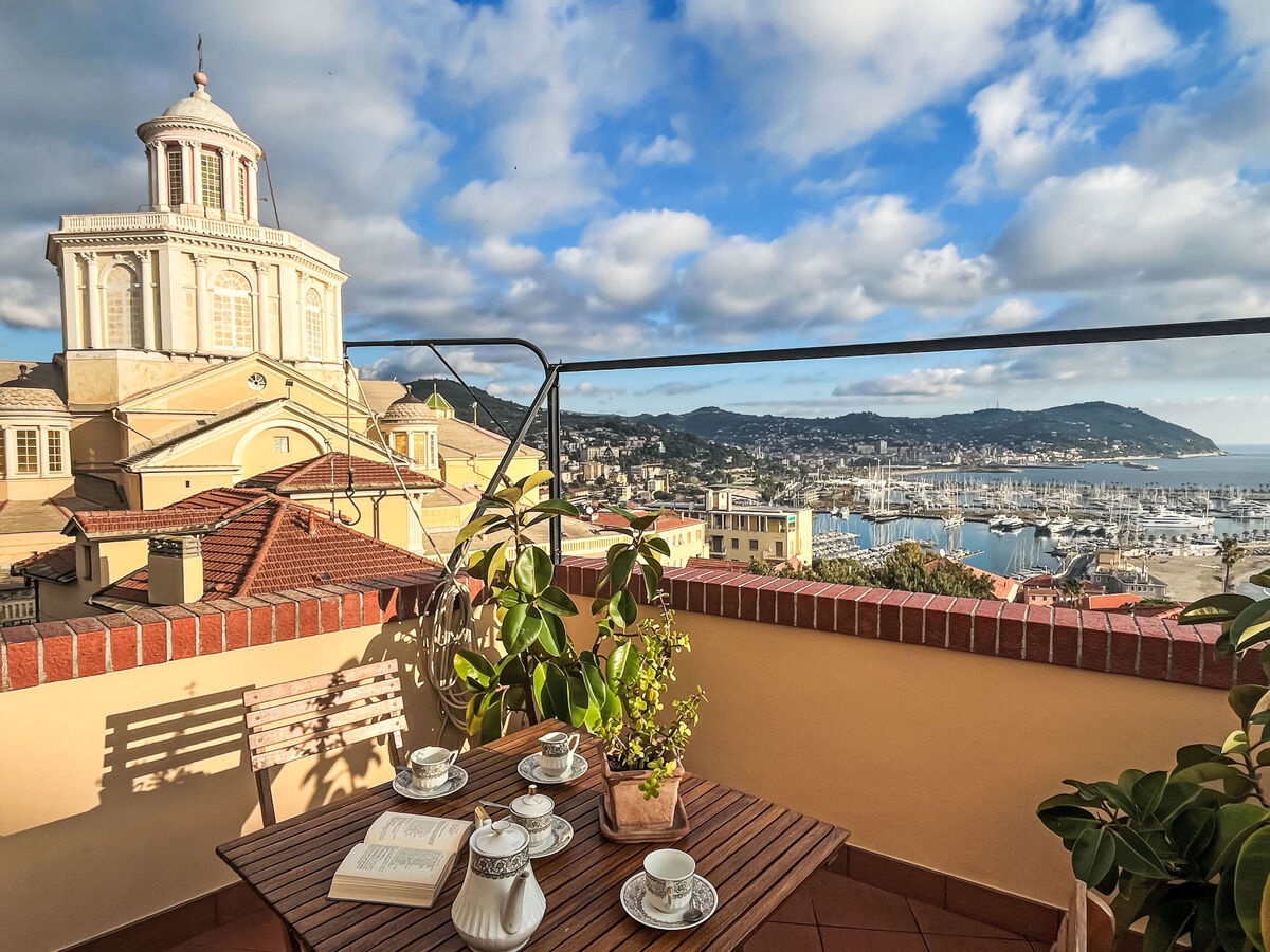 Dea Diana – Appartement 151 m² vue mer à Imperia - Photo 1
