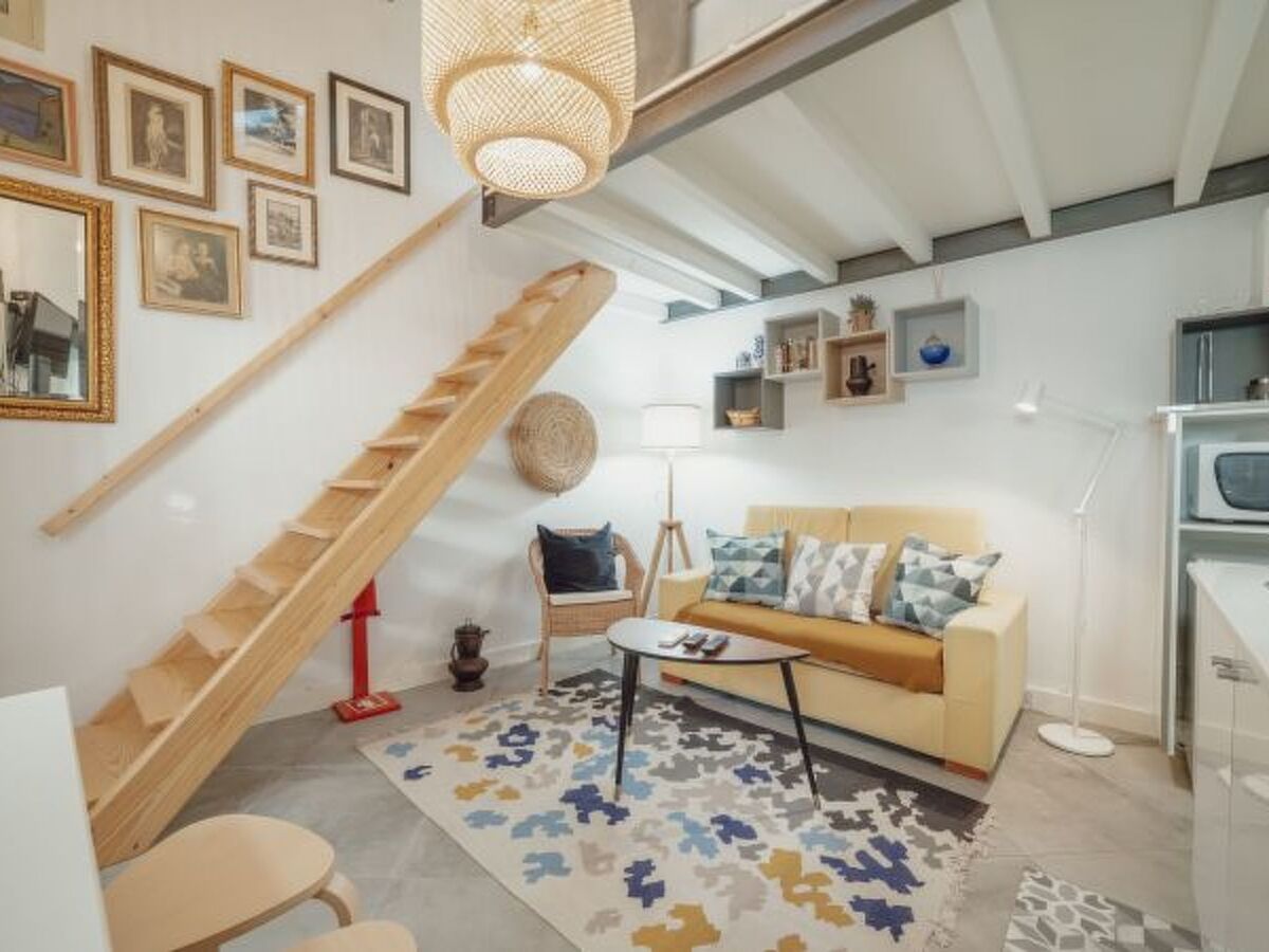 Appartement mezzanine 30 m² à 10 min du centre de Porto - Photo 1
