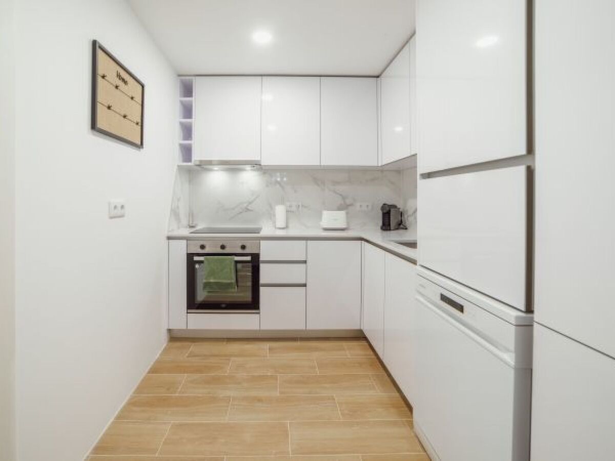Appartement design face à l'église de Lapa, Porto - Photo 12