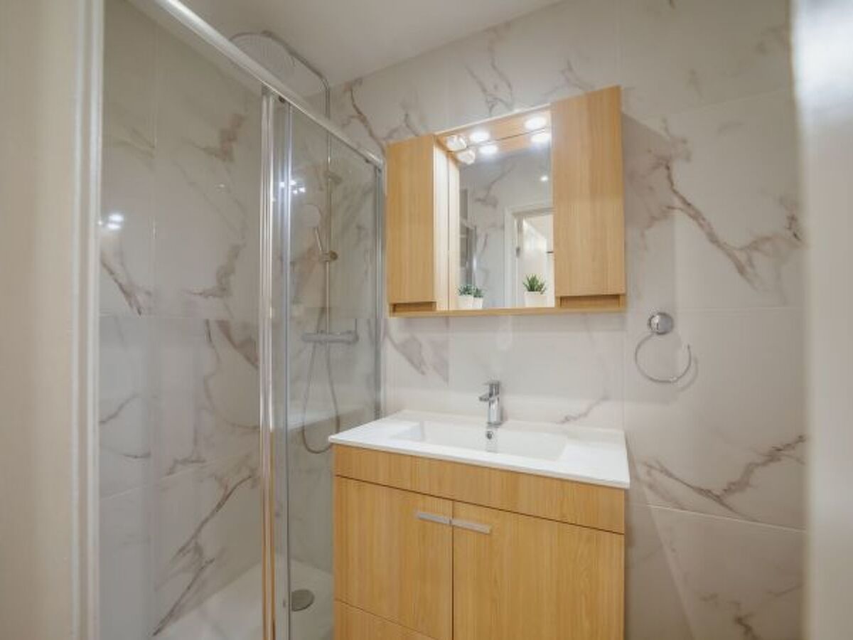 Appartement design face à l'église de Lapa, Porto - Photo 14