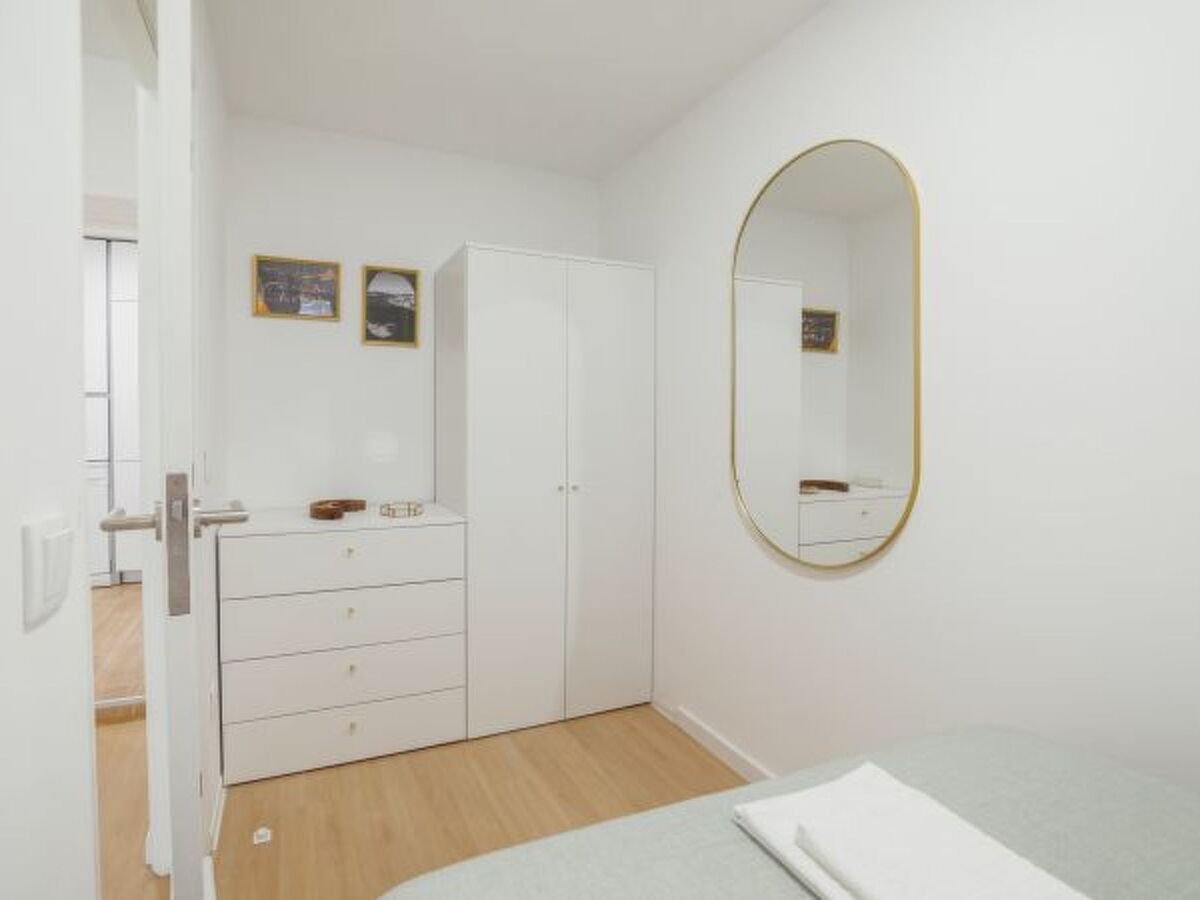 Appartement design face à l'église de Lapa, Porto - Photo 17