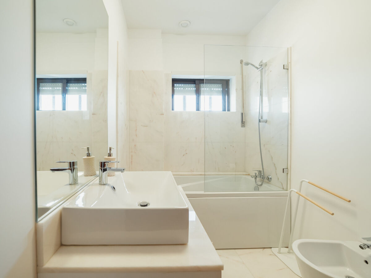 Apt 4 chambres vue mer à Porto, 179 m², terrasse 54 m² - Photo 8