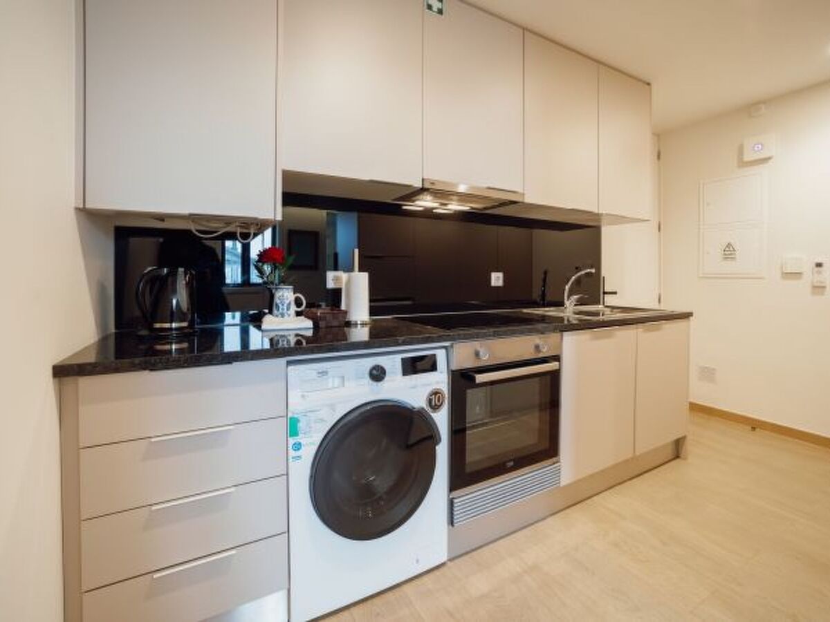 Studio 35m² Porto centre, à 2 min de l'Avenue des Alliés - Photo 8