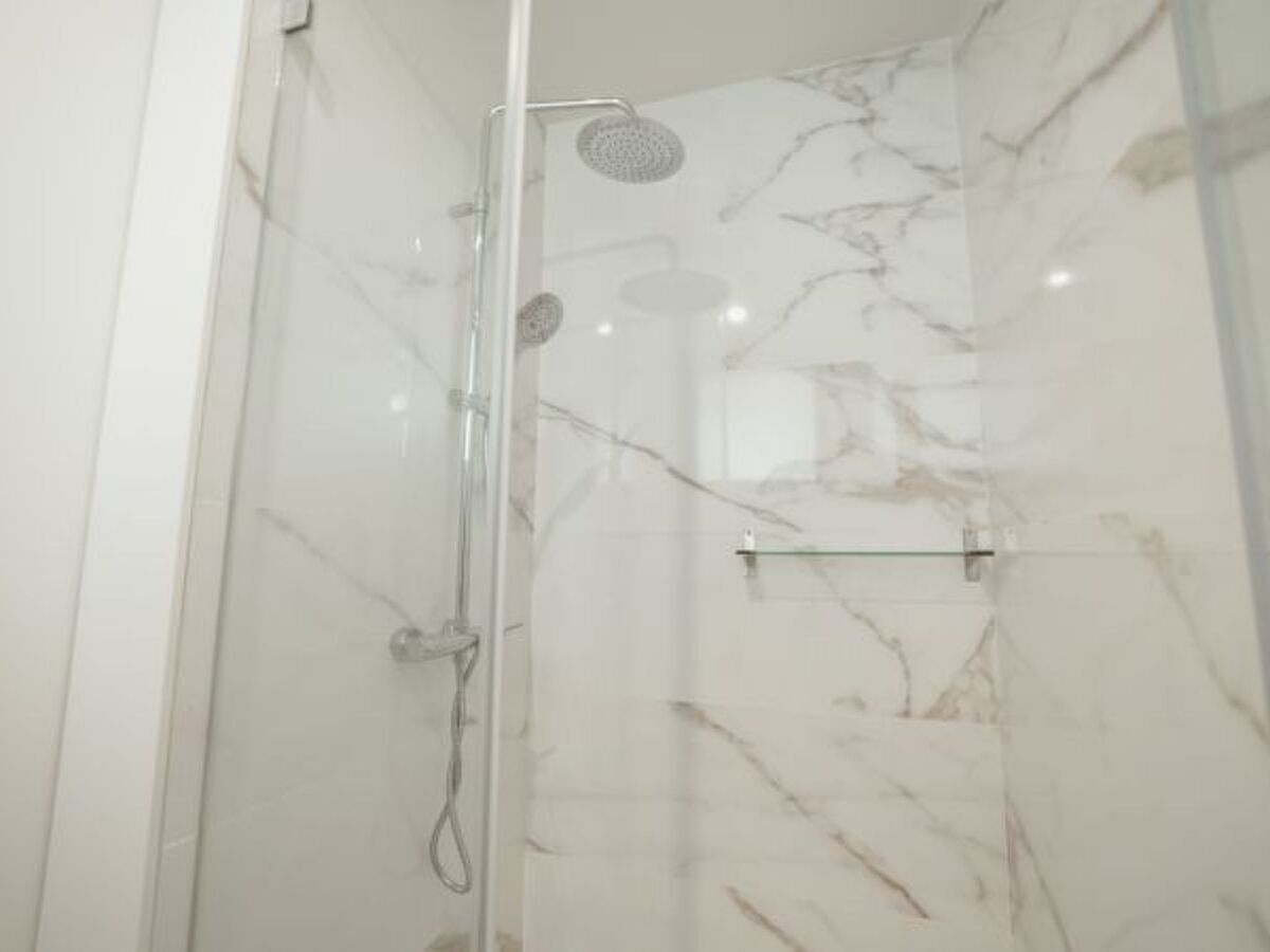 Studio 35m² Porto centre, à 2 min de l'Avenue des Alliés - Photo 12