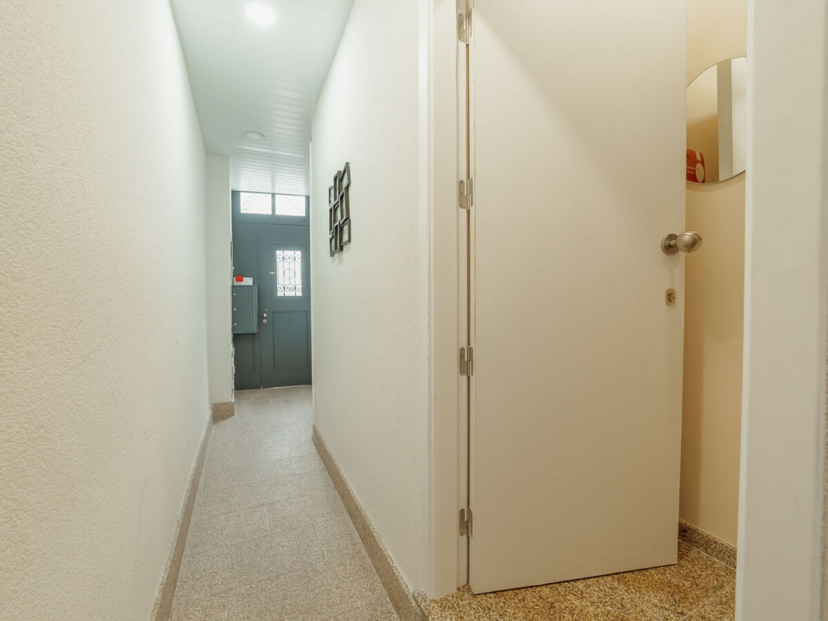 Appartement 5 personnes centre Porto, immeuble récent - Photo 24