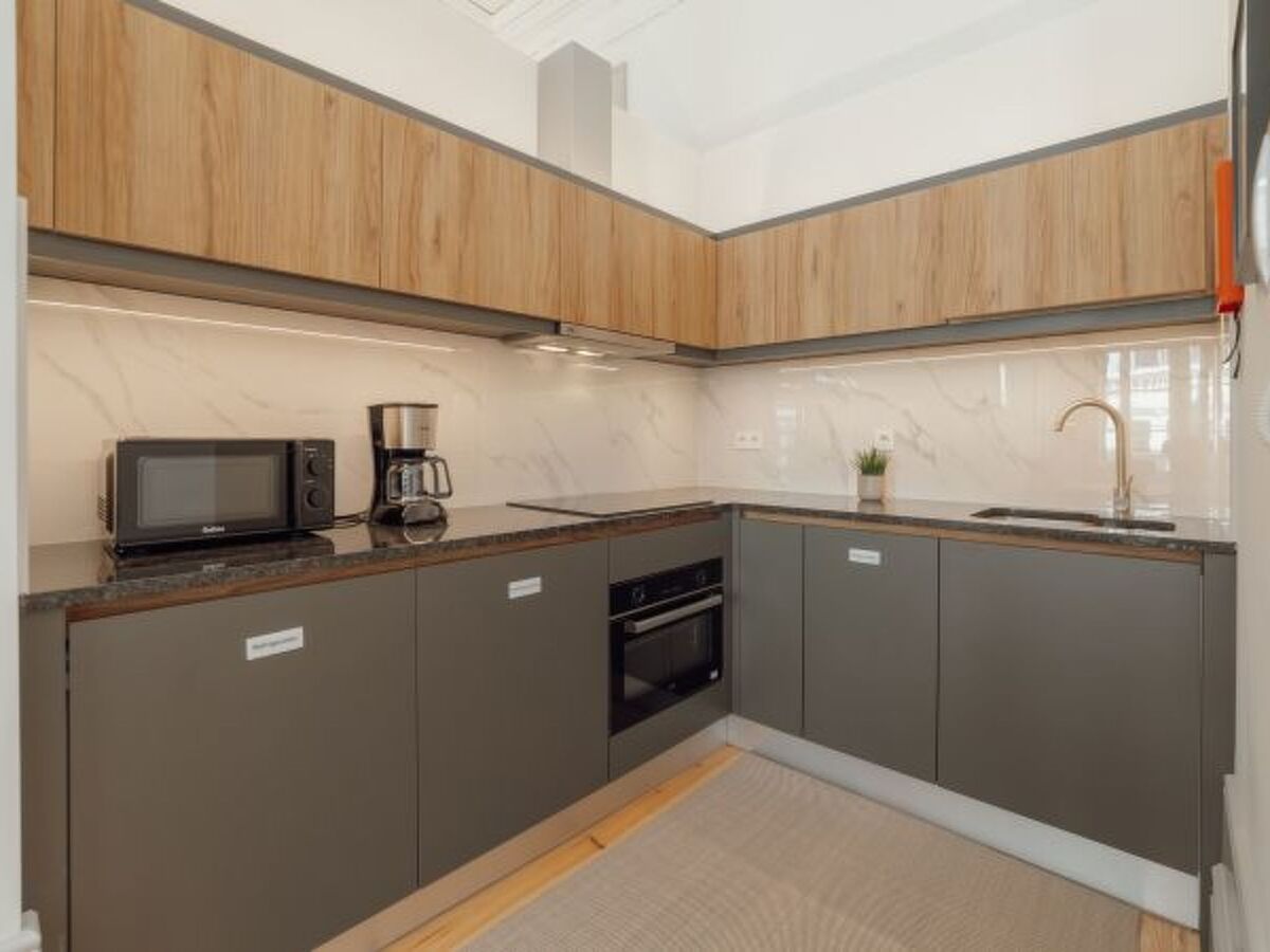 Appartement 68 m² à Porto, face au marché de Bolhão - Photo 9