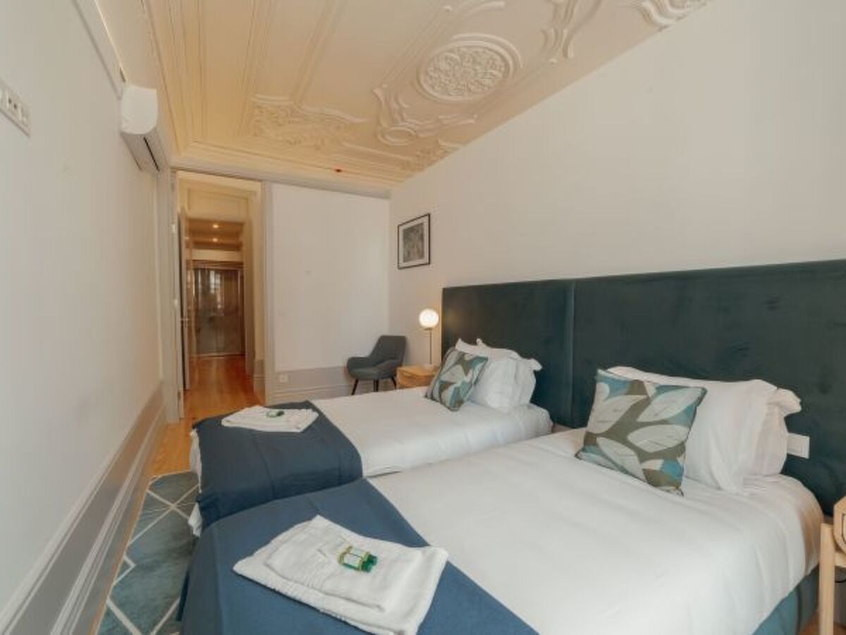 Appartement 68 m² à Porto, face au marché de Bolhão - Photo 16