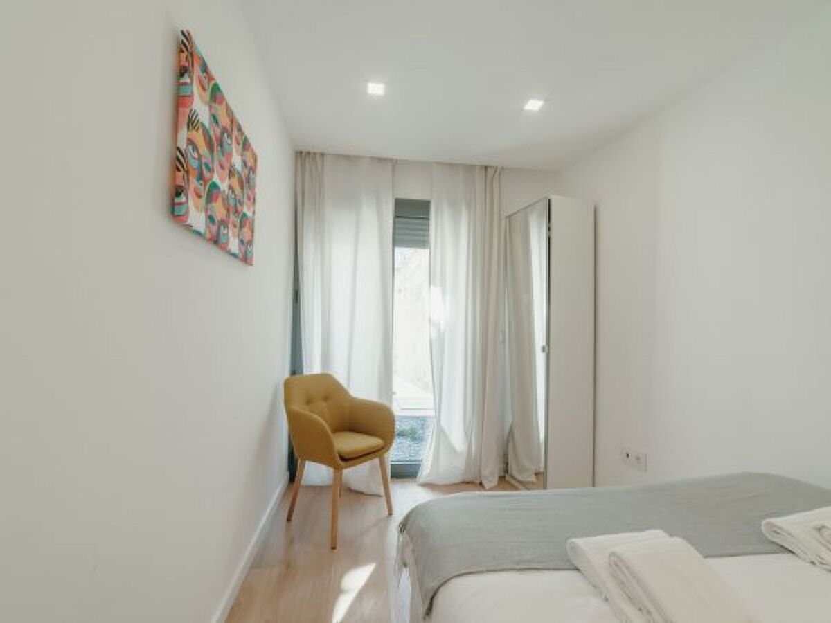 Appartement design avec terrasse face à la gare, Porto - Photo 9
