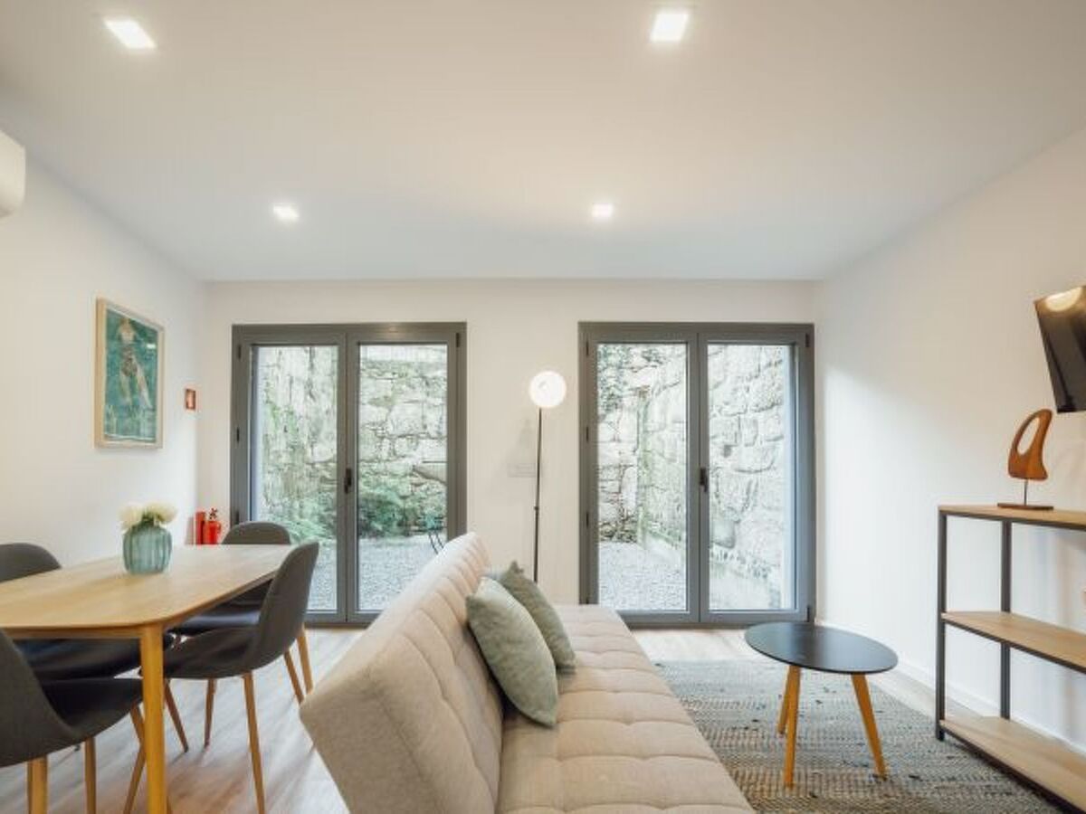 Appartement design avec terrasse face à la gare, Porto - Photo 13
