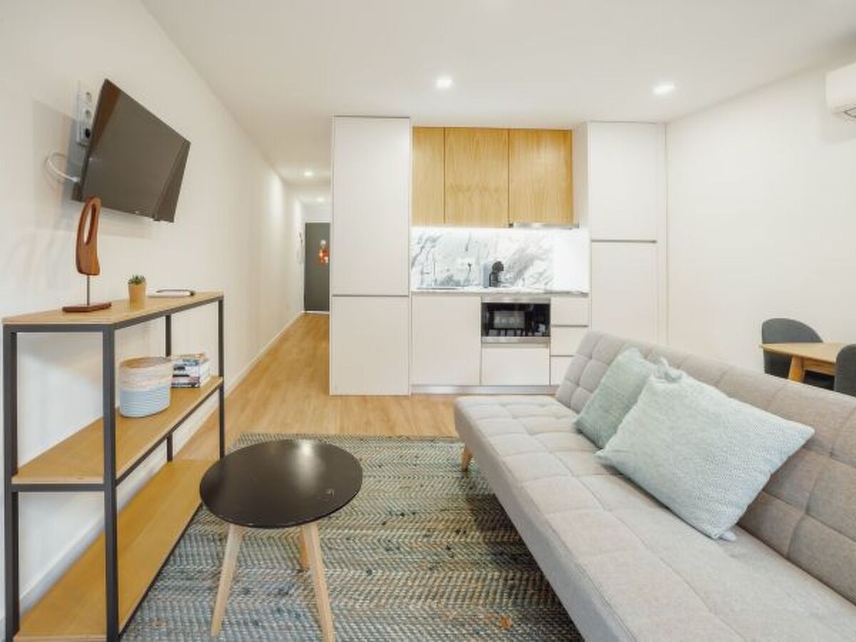 Appartement design avec terrasse face à la gare, Porto - Photo 14