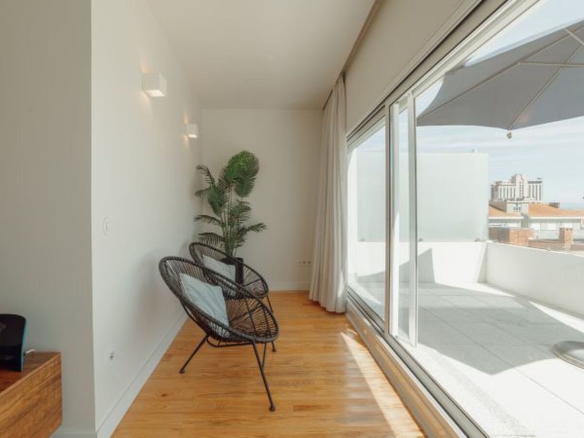 Appartement 2 pièces avec terrasse vue Porto - Photo 7