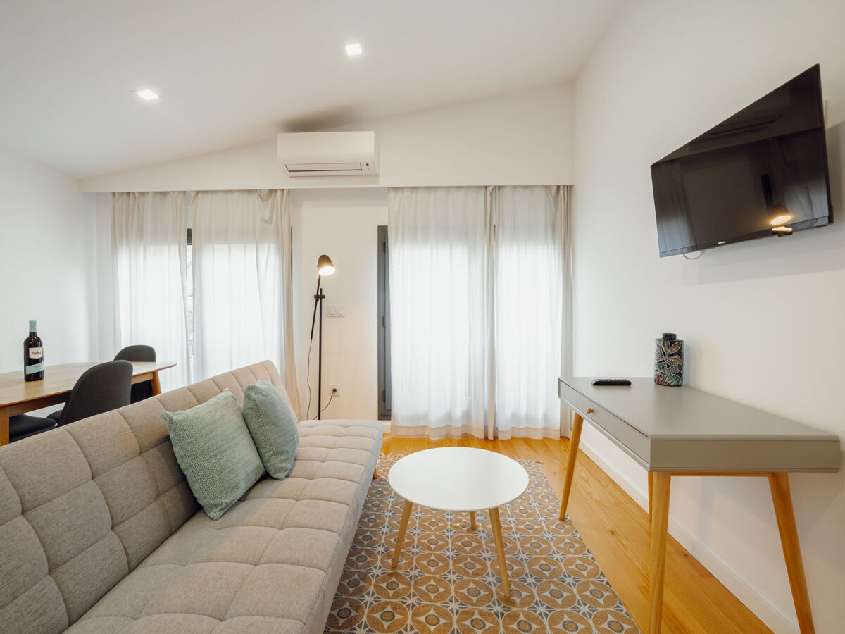 Appartement design 42m² avec terrasse à Porto - Photo 2
