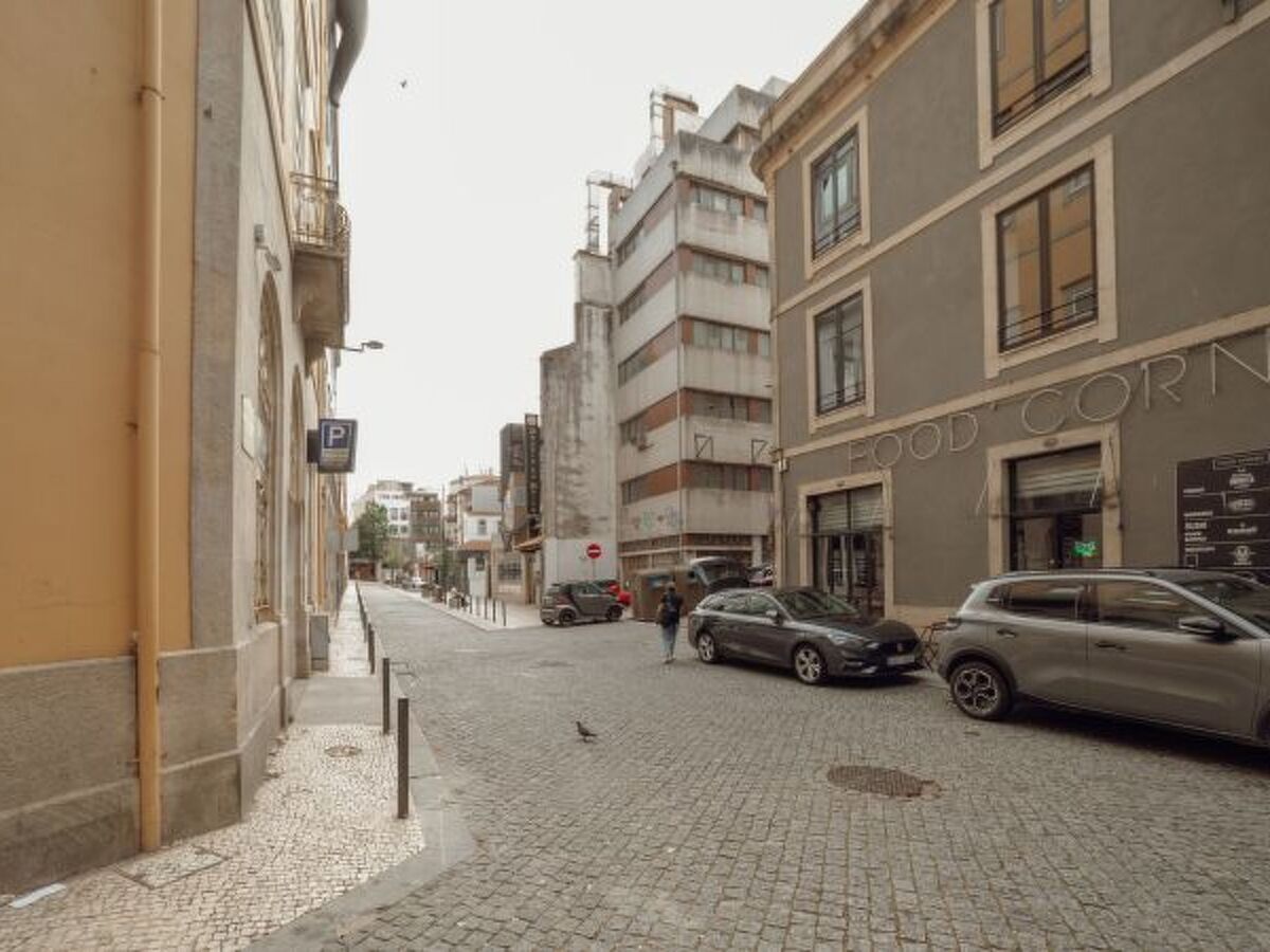Appartement 3 chambres Porto, face au marché Bolhão - Photo 2