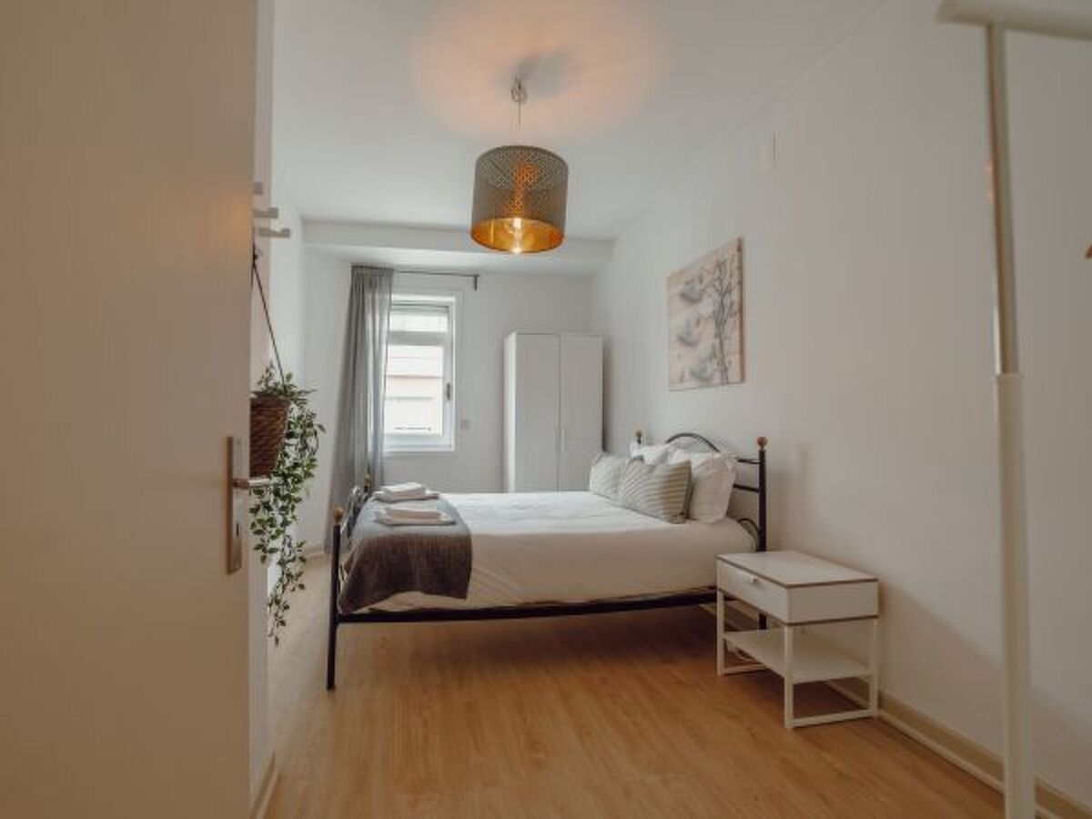 Appartement 2 pièces centre Porto avec ascenseur - Photo 12