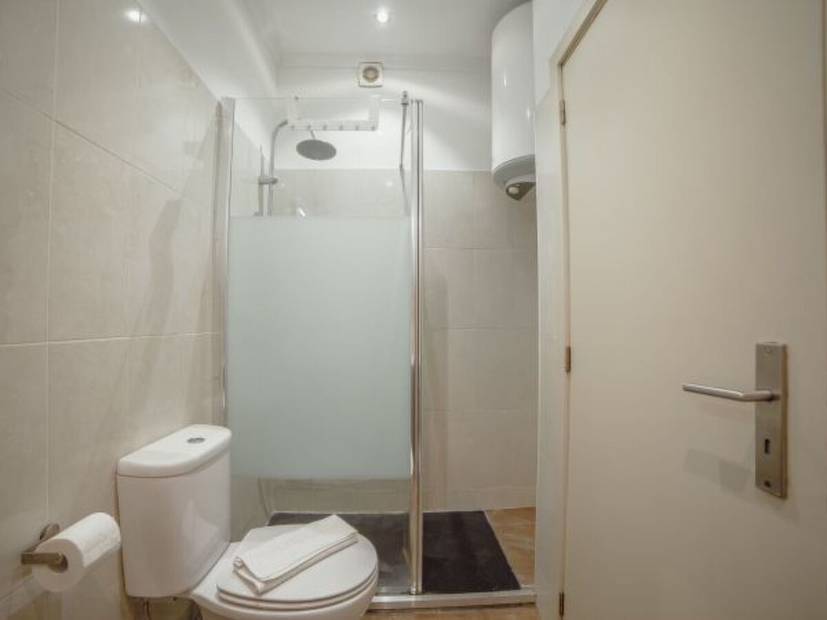 Appartement 2 pièces centre Porto avec ascenseur - Photo 17
