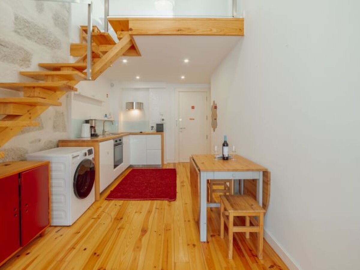 Appartement mezzanine 38 m² à Porto, quartier Lapa - Photo 1