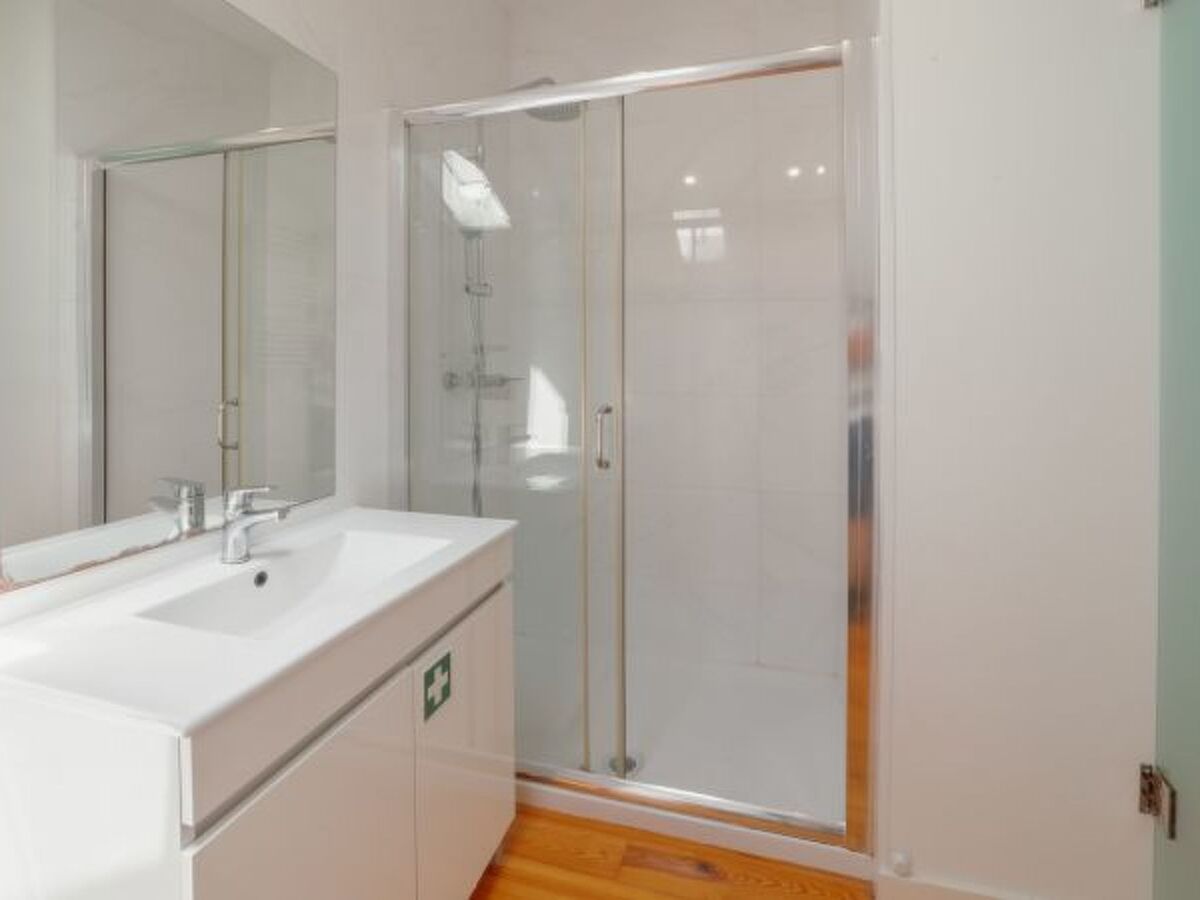 Appartement mezzanine 38 m² à Porto, quartier Lapa - Photo 10